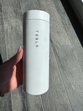 Tesla White Insulated Travel Tumbler